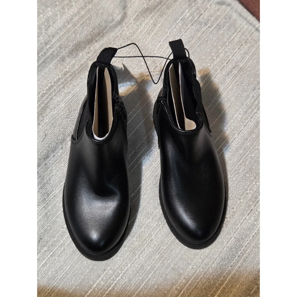 Cat & Jack Tanner Black Chelsea Ankle Boots Kids Size 10 Zip Up Faux Leather